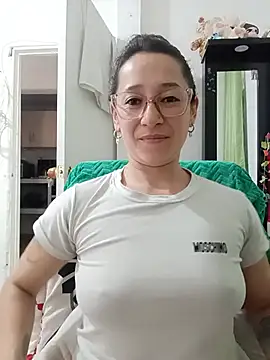 emilypoppy3 live