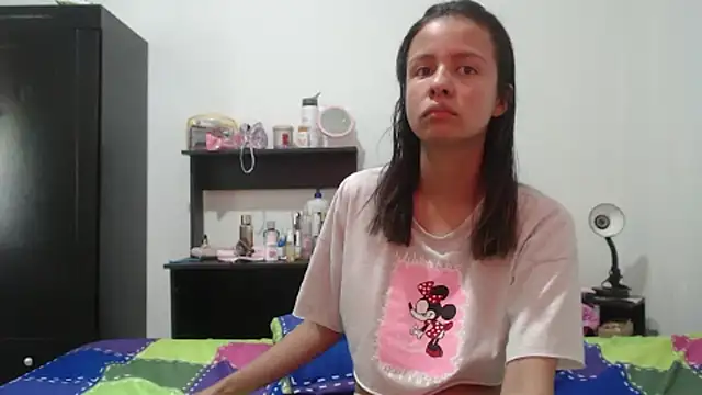 nathaly_jones_ live