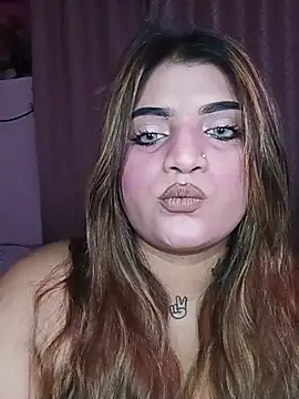Sanaya_Gil live