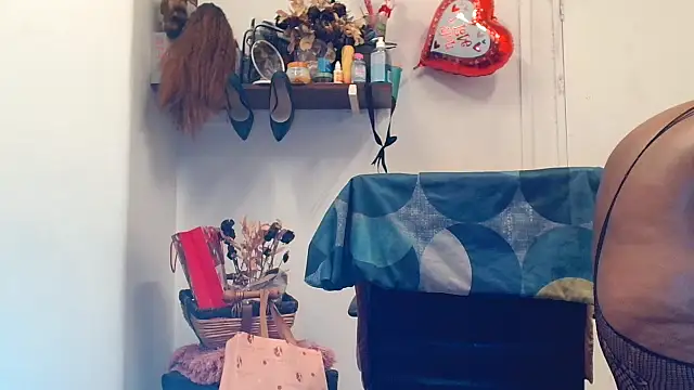 xTALLSEXYBUMx live
