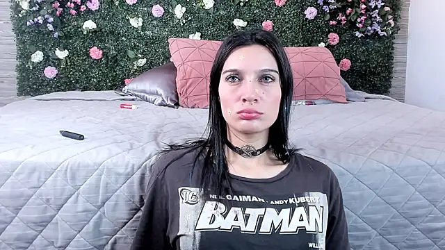 MilaWhitte live