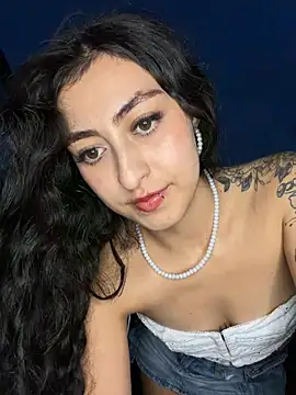 Dahlia_cortes live