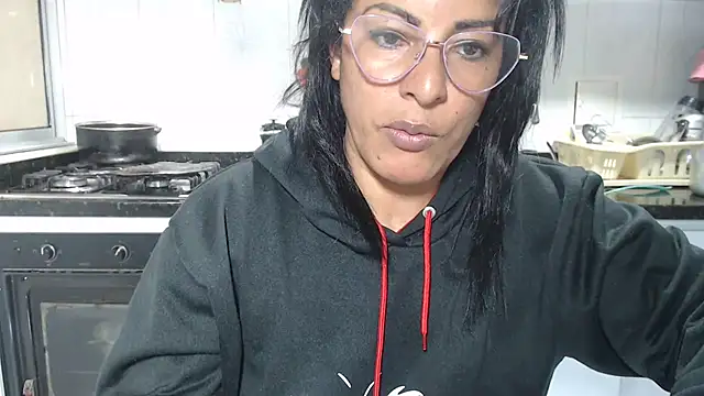 kateleyagrey live