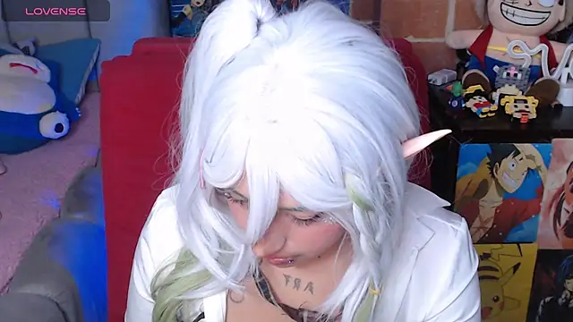 _alexa19pretty_ live