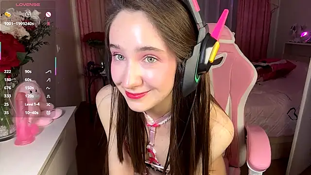 ChandaHeitmuller live