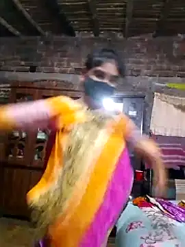 Hot_Sweeti live