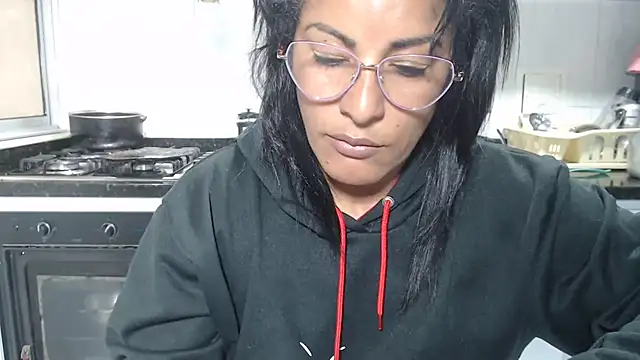 kateleyagrey live