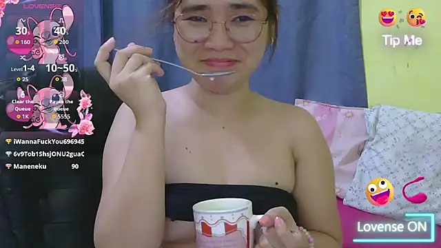 HornyAsian4uxx live