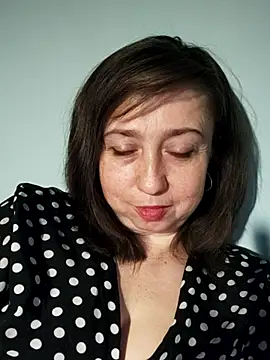MaryKiki5619 live