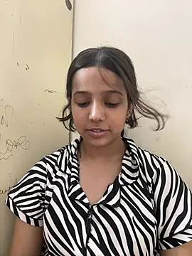 sanjna0122 live