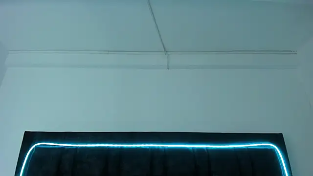 Aurora_Doll_ live