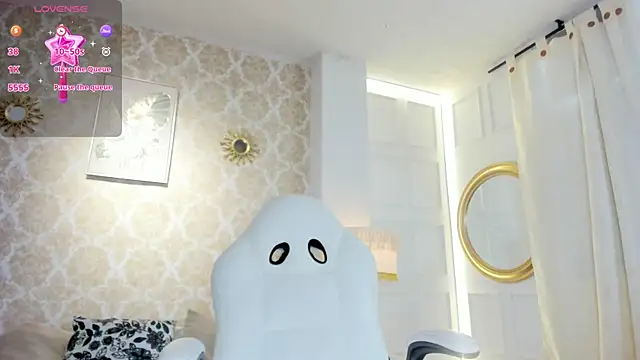 LilyThea live