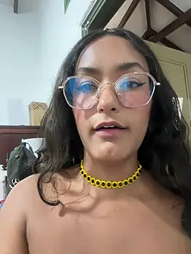 SaraZuletaa live