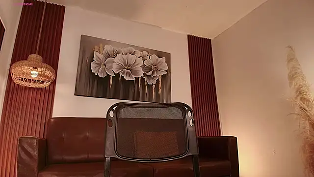 Hilaryebony_ live