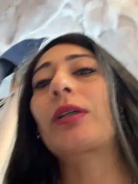 IsabellaMariet live