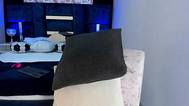AmmyJones_ live