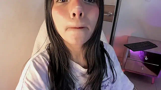sofi_soft_ live