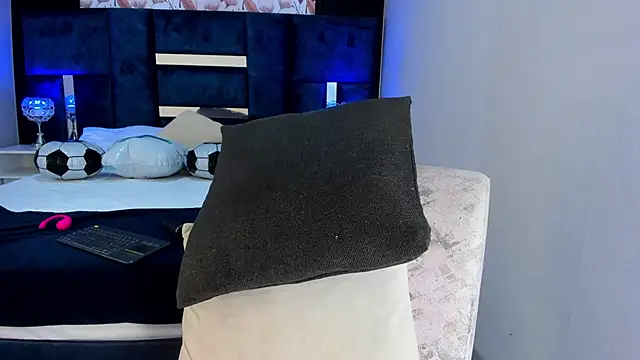 AmmyJones_ live