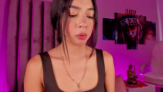 GabrielaSuarez_ live