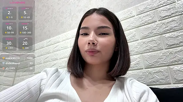 MarylnMonnier live