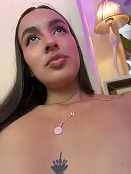 AliciaRoux live
