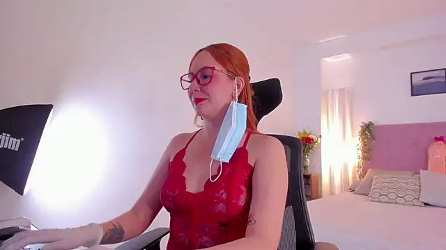 MistressErza live