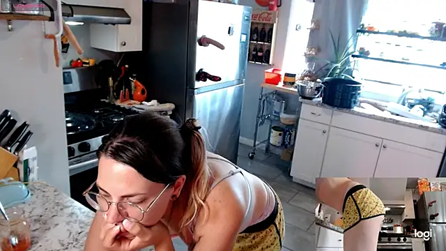 KierBearKisses live