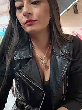 IsabellaMariet live