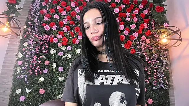 MilaWhitte live
