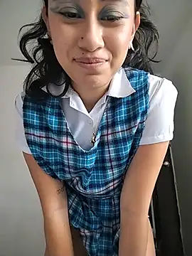 L0lita_Emi12 live