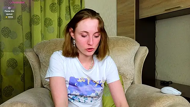 Cowell_Adelina live