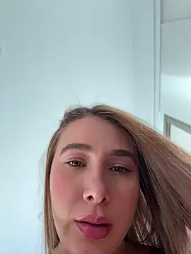 lanataylor_7 live