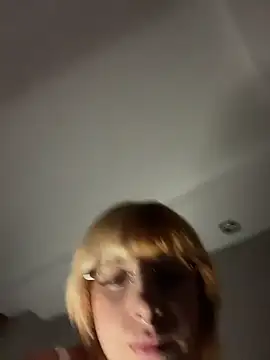 MikaScarlet live