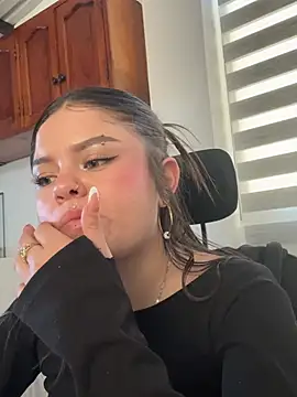 Camila_Duarte_2 live