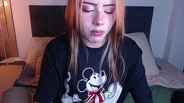 fyreandfox_ live