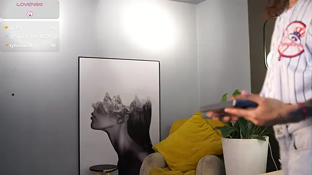 SeleneMous live