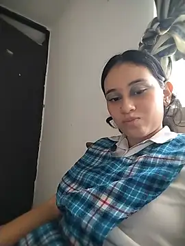 L0lita_Emi12 live