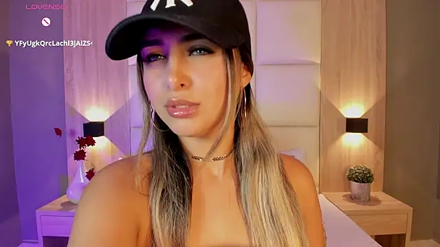bella1207 live