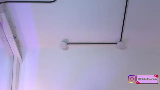Angela_Torres_ live