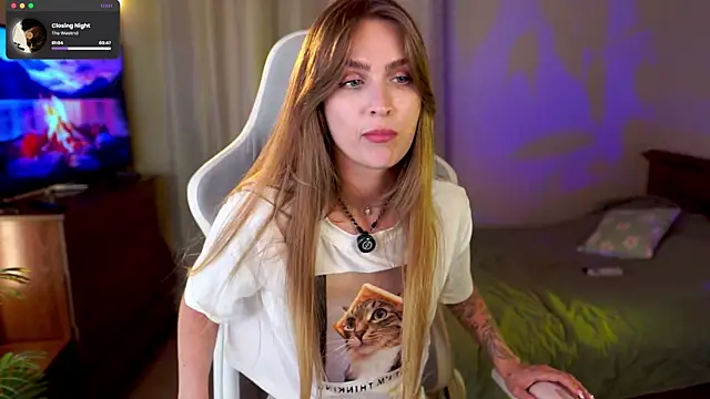 Kamila_icee live