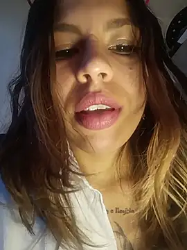 CleoDely live