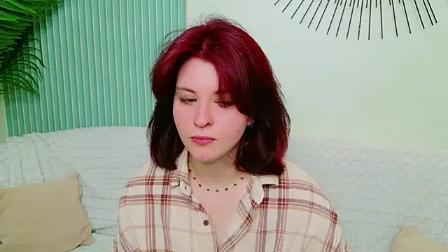 Milana_Bold live