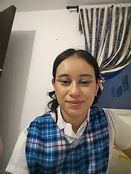 L0lita_Emi12 live