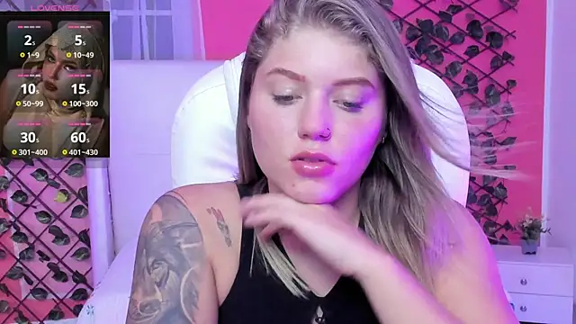 alaia_greyy live