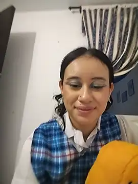 L0lita_Emi12 profile