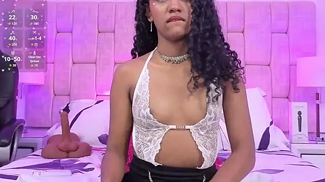 CarlaHilton live