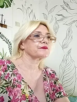 Catty_Lady live