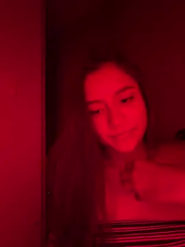 ivette_swan live
