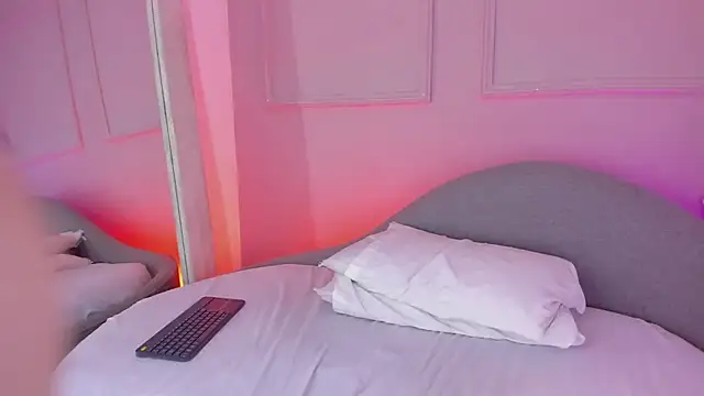 annie_blair_ live