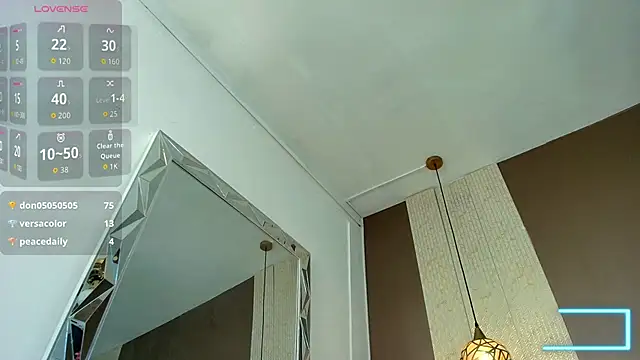 Tiifany_Baker live